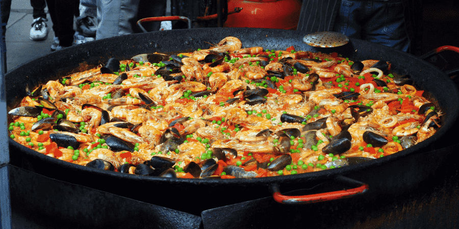 picture of Paella in open fire